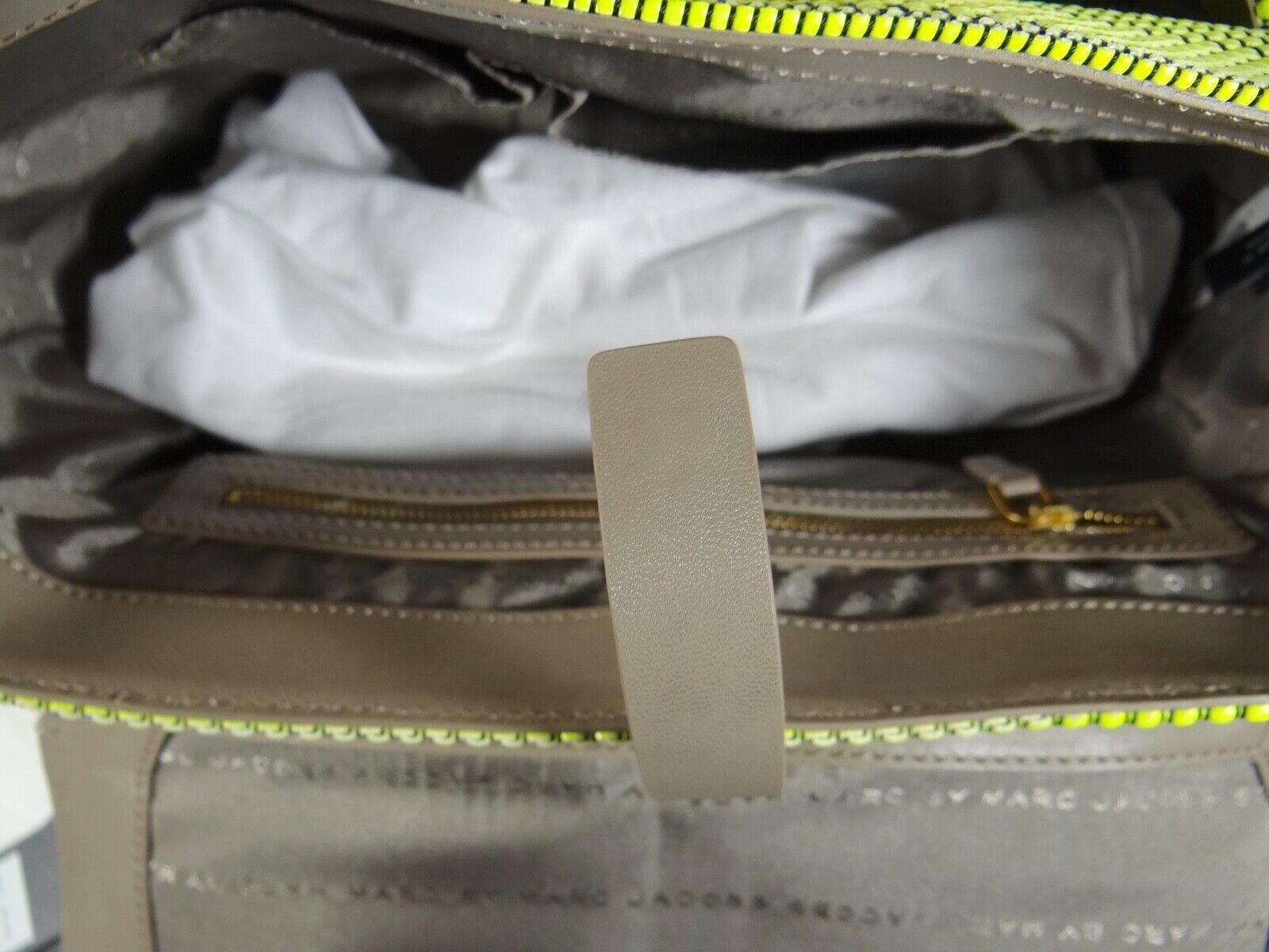 Marc Jacobs Women's Woven Leather Top Handle Messenger Bag Size ONE SIZE - 7 Thumbnail