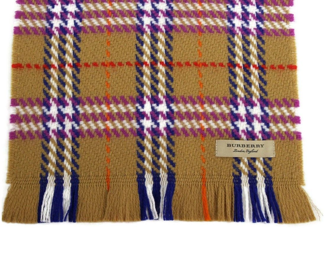 Burberry Women's Antique Multicolour Vintage Check Extra Fine Merino Size ONE SIZE - 5 Thumbnail
