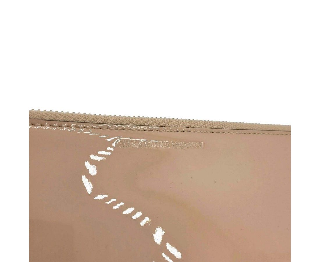 Alexander McQueen Women's Beige Charm Patent Leather Skull Large Pouch Size ONE SIZE - 4 Thumbnail