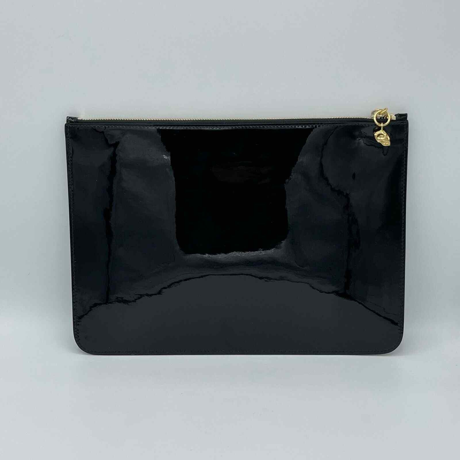 Alexander McQueen Women's Black Patent Leather Skull Charm Large Pouch Size ONE SIZE - 2 Thumbnail