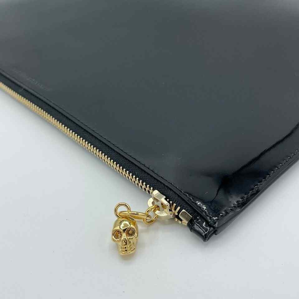 Alexander McQueen Women's Black Patent Leather Skull Charm Large Pouch Size ONE SIZE - 3 Thumbnail