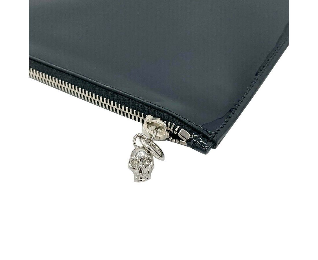 Alexander McQueen Women's Black Charm Patent Leather Skull Large Pouch Size ONE SIZE - 3 Thumbnail