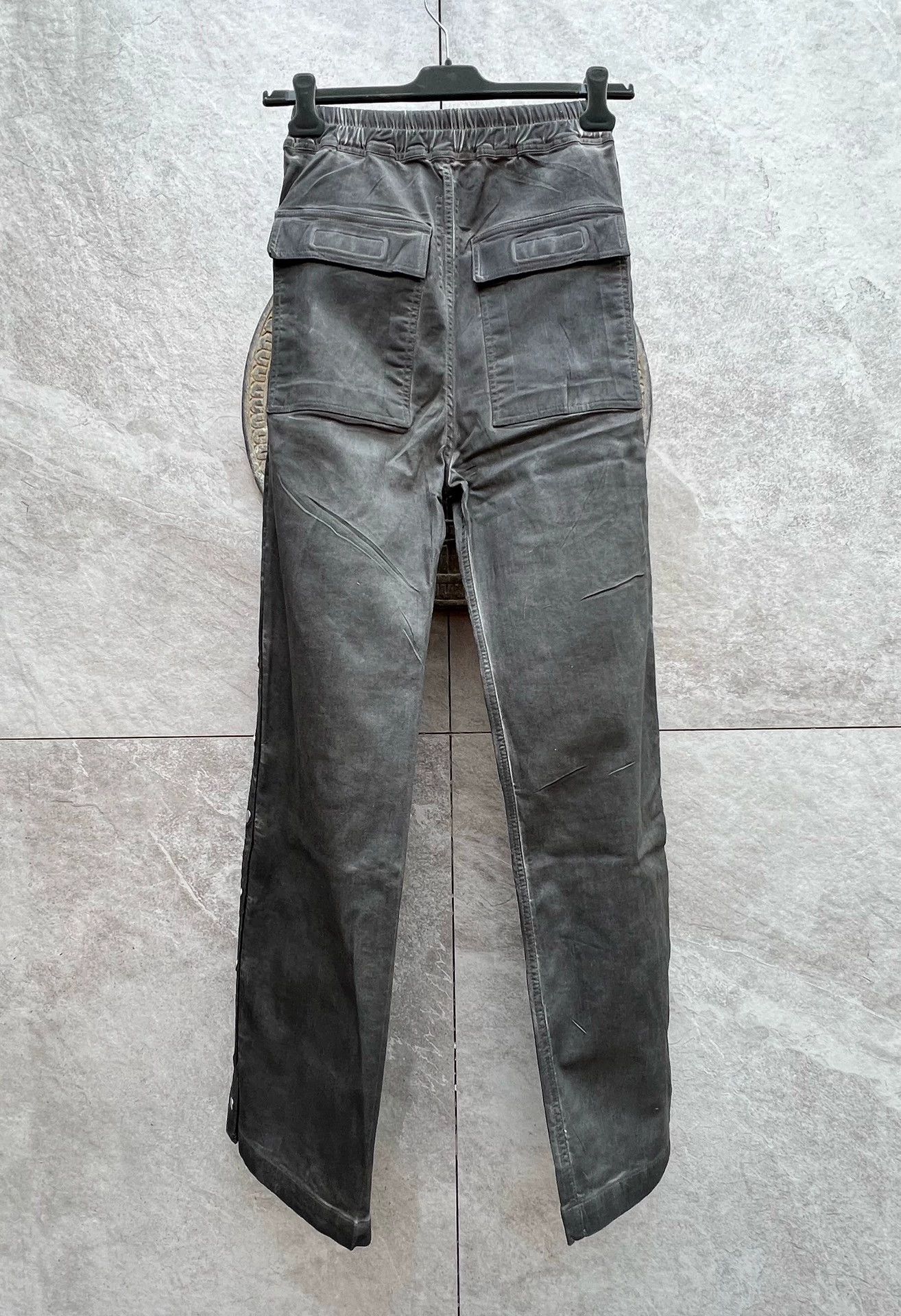 Rick Owens Rick Owens 24s dark gray wax-coated button-down jeans -DMC Size US 28 / EU 44 - 2 Thumbnail