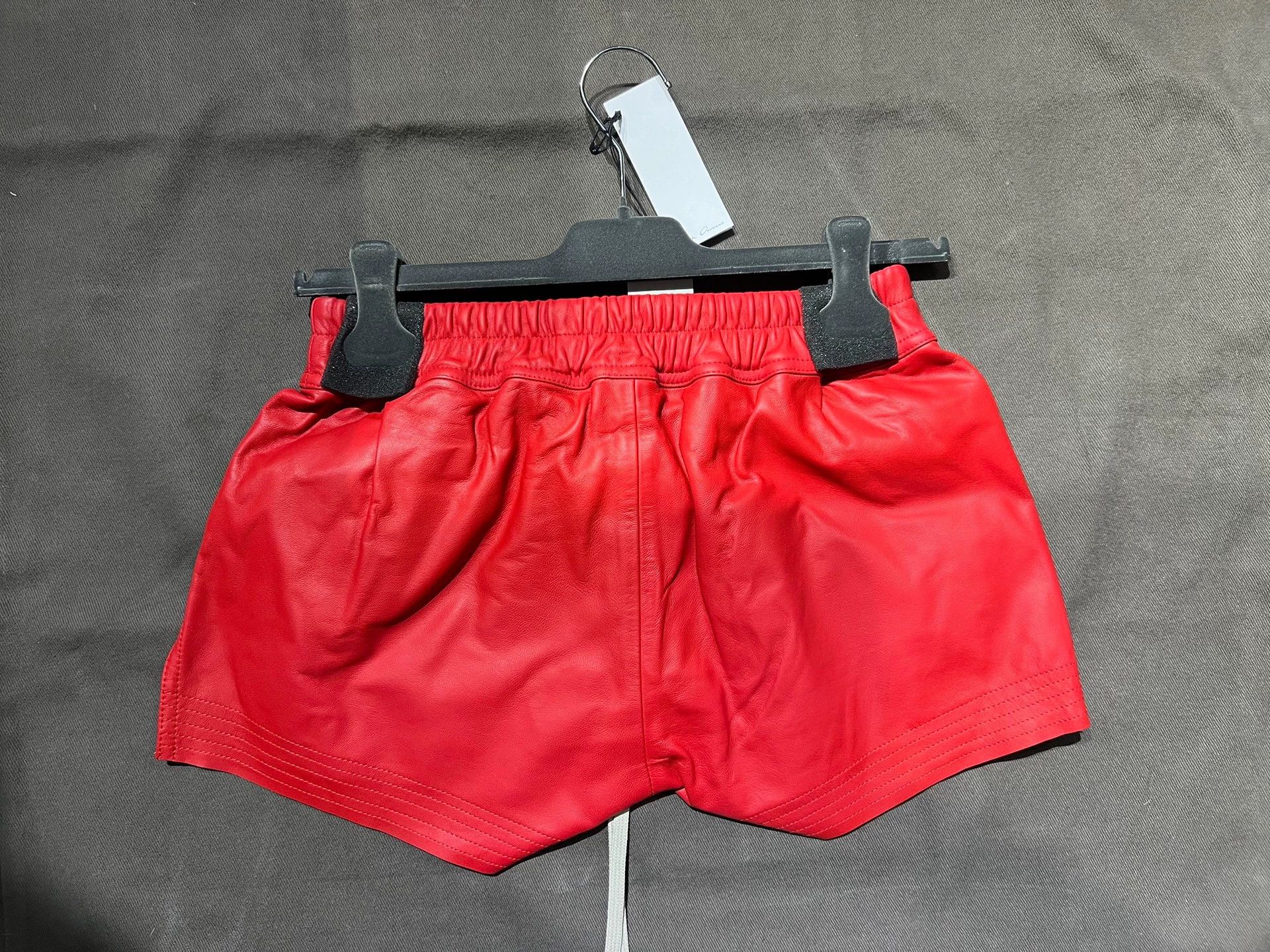 Rick Owens Rick owens 24s mainline lambskin hot shorts -DMC Size US 26 / EU 42 - 2 Thumbnail