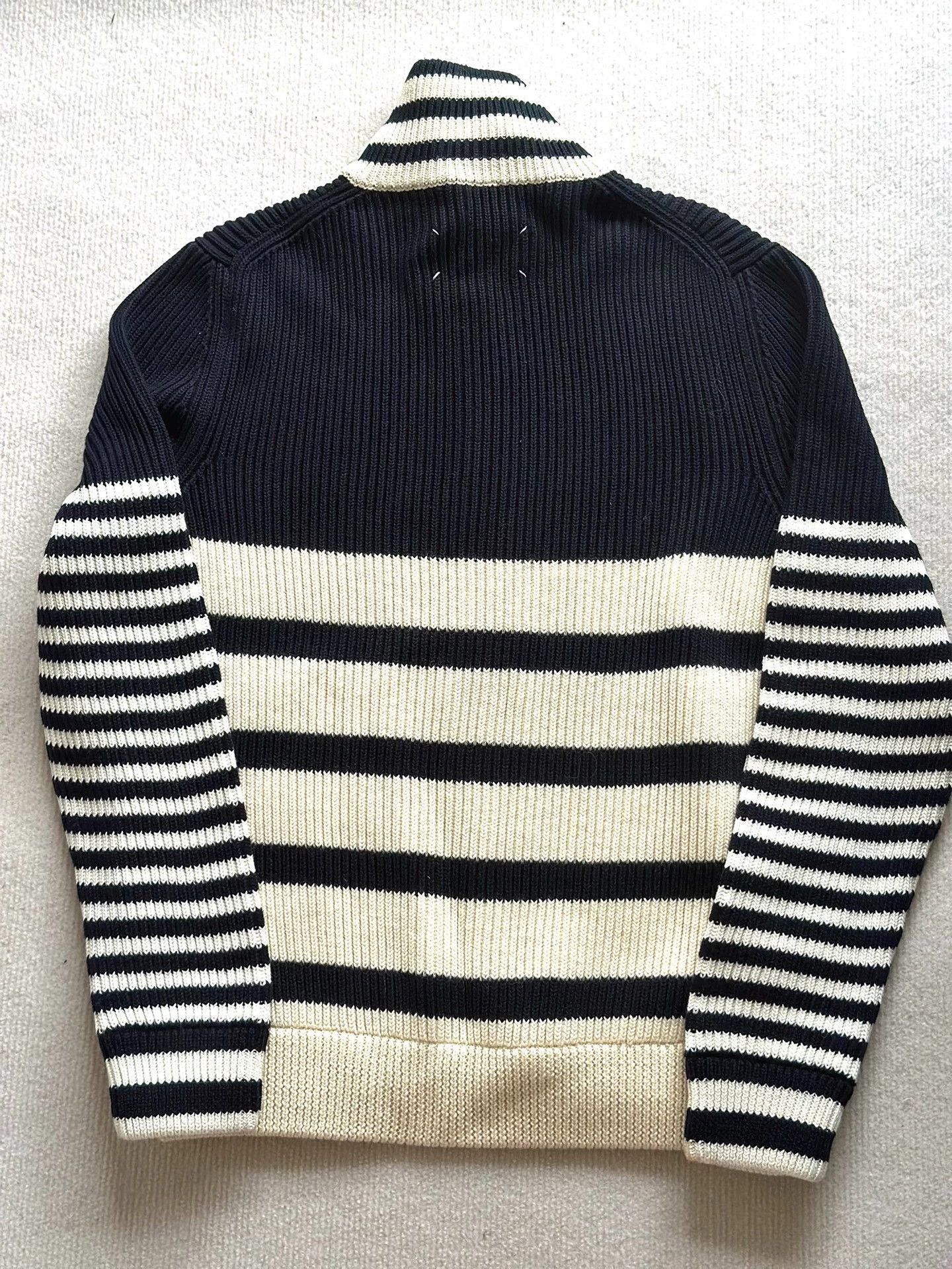 Maison Margiela Maison Margiela Black And White Zip-Up Knit Sweater -DMC Size US M / EU 48-50 / 2 - 2 Thumbnail