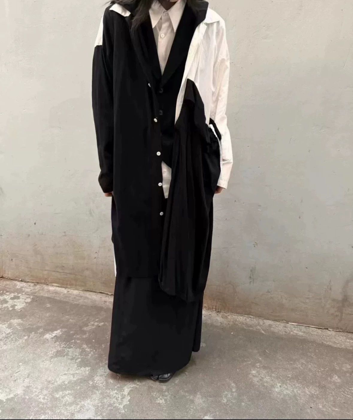 Yohji Yamamoto Yohji Yamamoto Black And White Deconstructe - -DMC Size US S / EU 44-46 / 1 - 7 Thumbnail