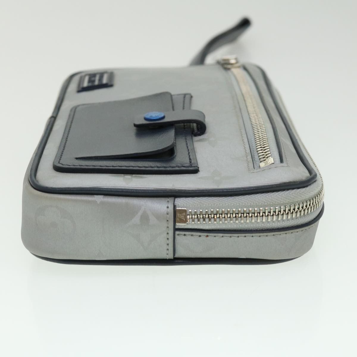 Louis Vuitton Alpha Silver Synthetic Clutch Bag (Pre-Owned) Size ONE SIZE - 6 Thumbnail