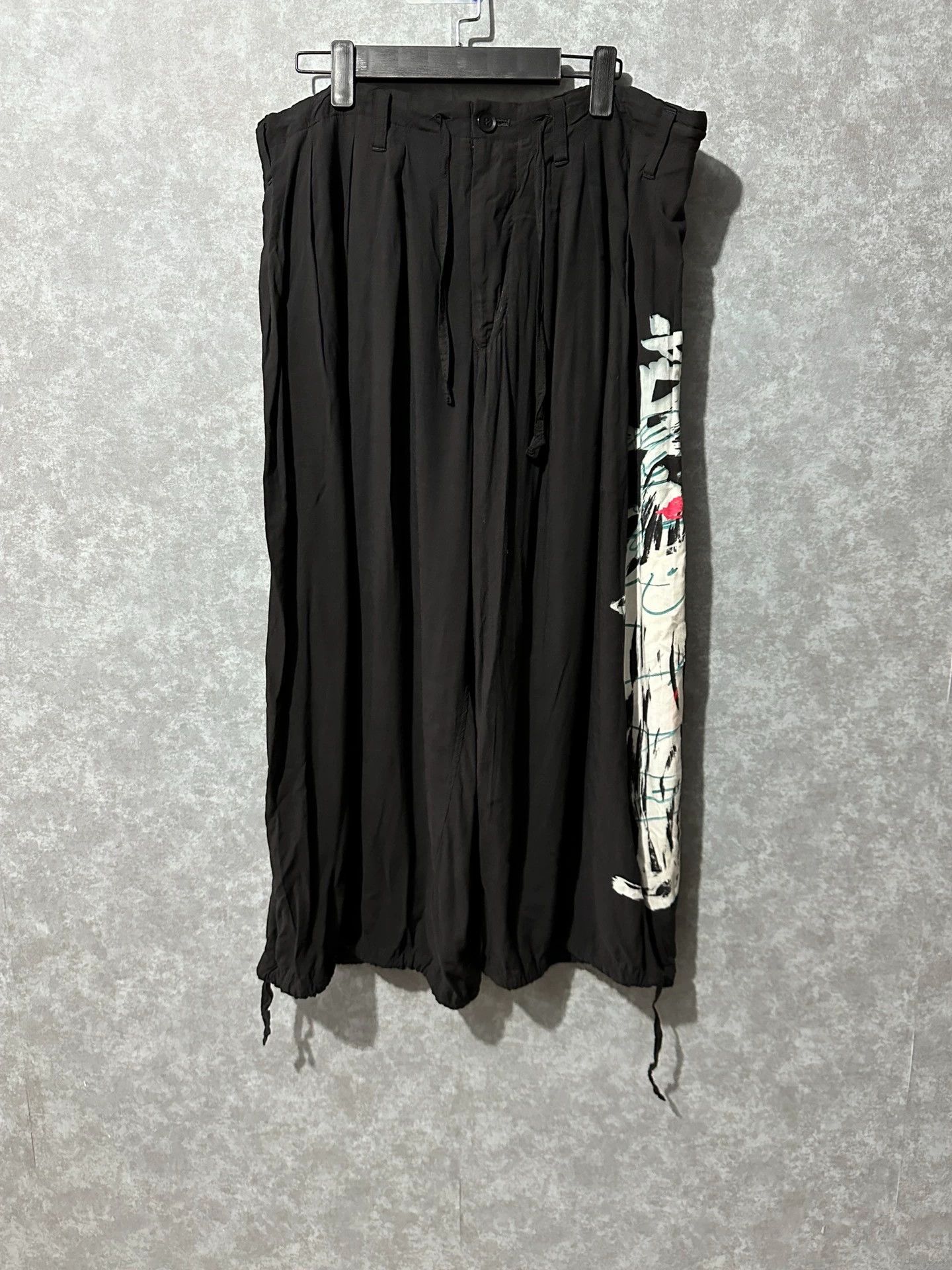 Yohji Yamamoto Yohji Yamamoto 19Ss Black Silk Balun Pants Crow Pants Air -DMC Size US 32 / EU 48 - 3 Thumbnail