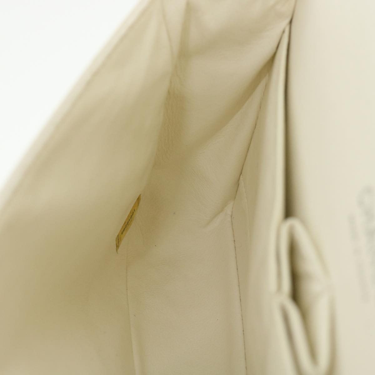 Chanel Timeless White Leather Shoulder Bag (Pre-Owned) Size ONE SIZE - 12 Thumbnail