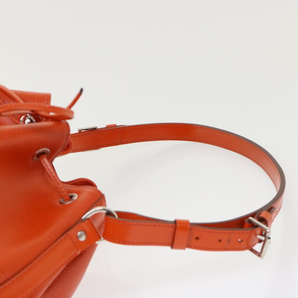 Louis Vuitton Petit Noé Orange Leather Shoulder Bag (Pre-Owned) Size ONE SIZE - 13 Thumbnail