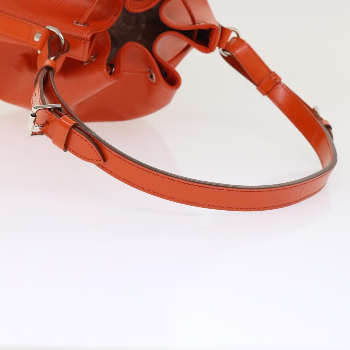 Louis Vuitton Petit Noé Orange Leather Shoulder Bag (Pre-Owned) Size ONE SIZE - 12 Thumbnail