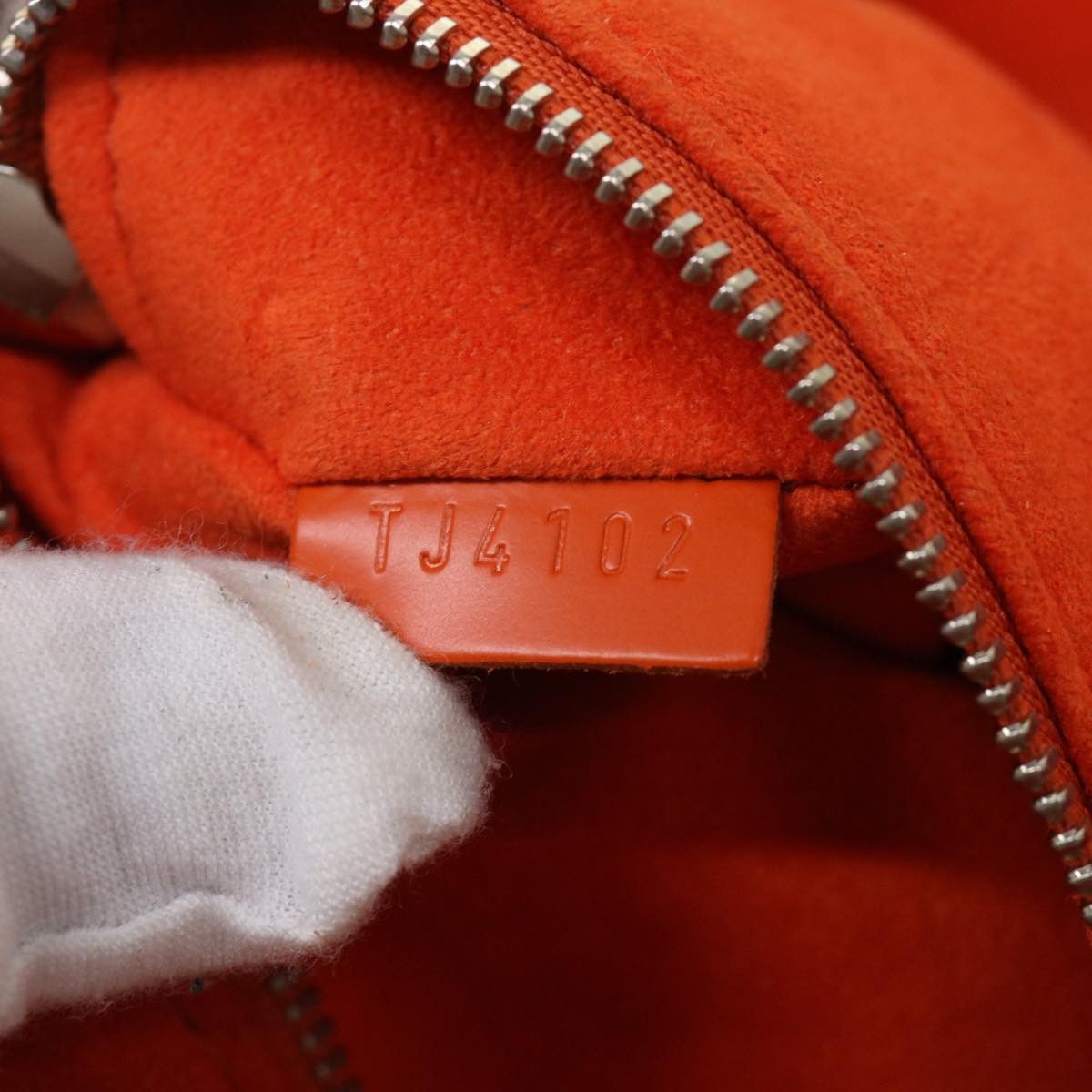 Louis Vuitton Petit Noé Orange Leather Shoulder Bag (Pre-Owned) Size ONE SIZE - 6 Thumbnail