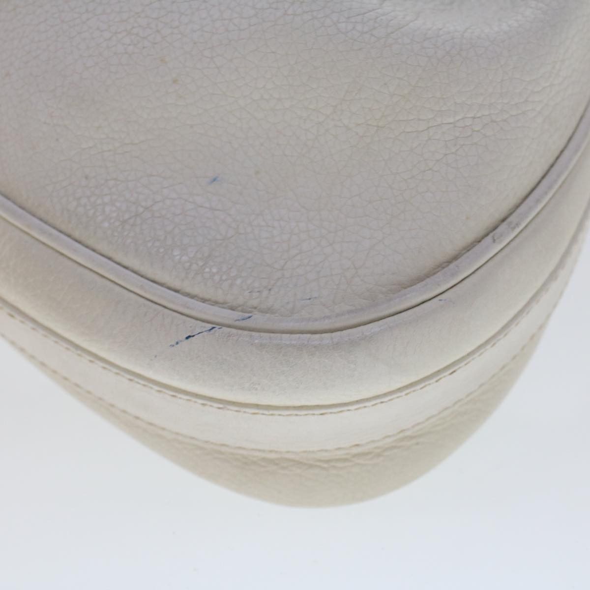 Gucci White Leather Shoulder Bag (Pre-Owned) Size ONE SIZE - 9 Thumbnail