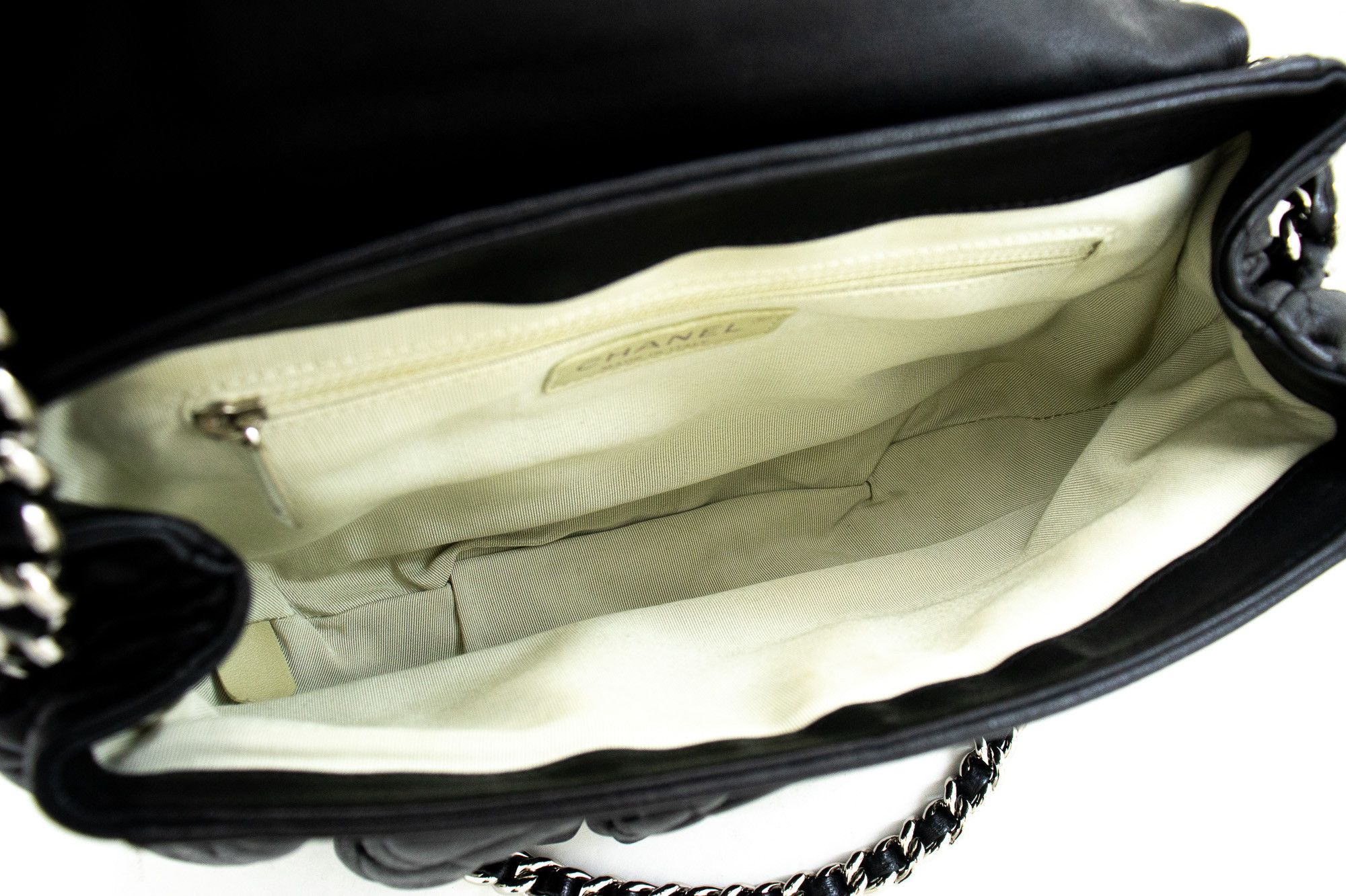 Chanel Chain Around Black Leather Shoulder Bag (Pre-Owned) Size ONE SIZE - 5 Thumbnail