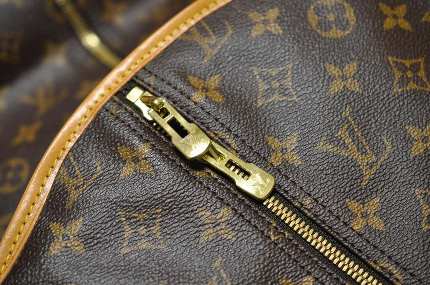 Louis Vuitton Garment Case Camel Canvas Travel Bag (Pre-Owned) Size ONE SIZE - 5 Thumbnail