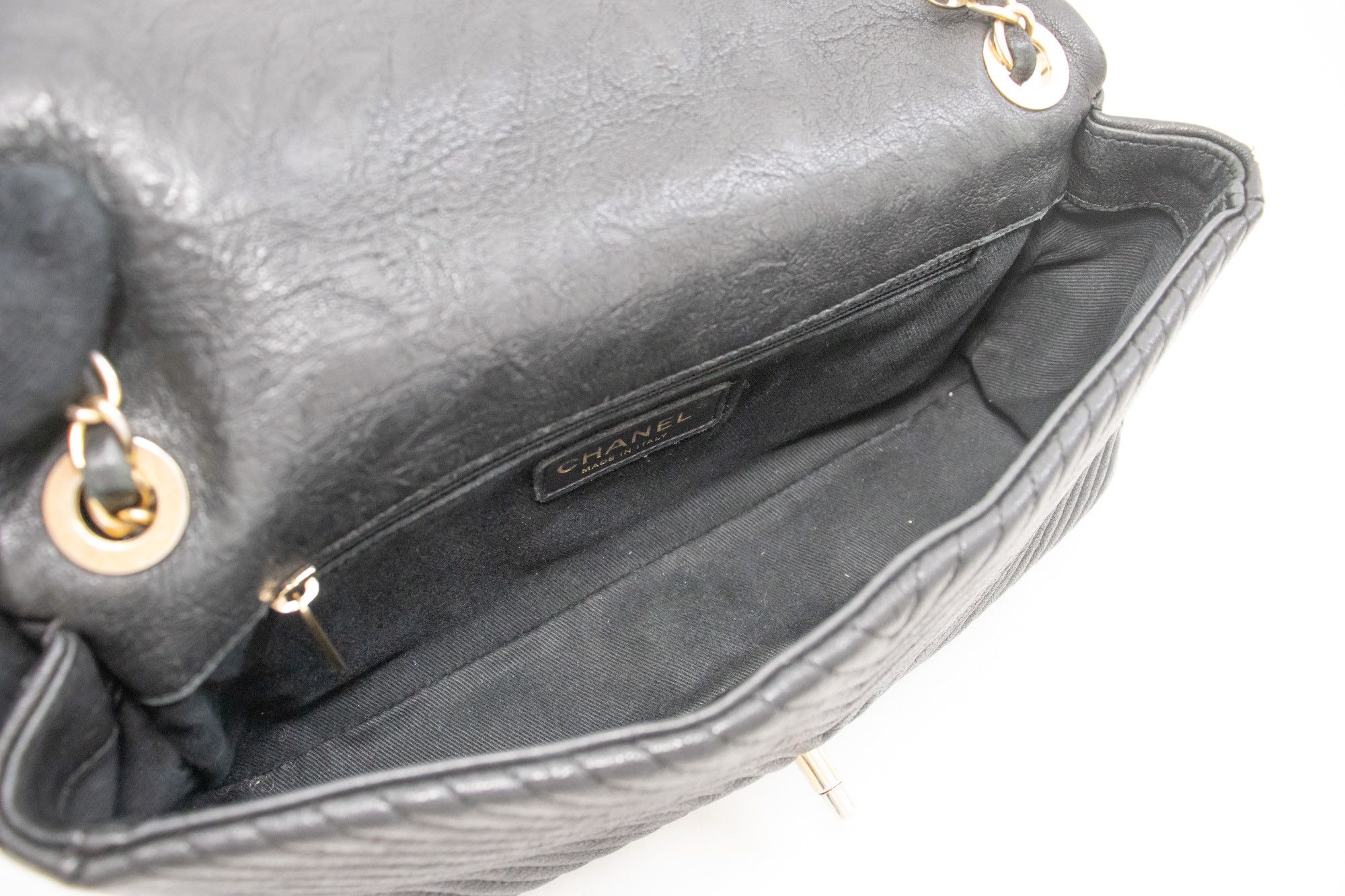 Chanel Timeless Black Leather Shoulder Bag (Pre-Owned) Size ONE SIZE - 5 Thumbnail