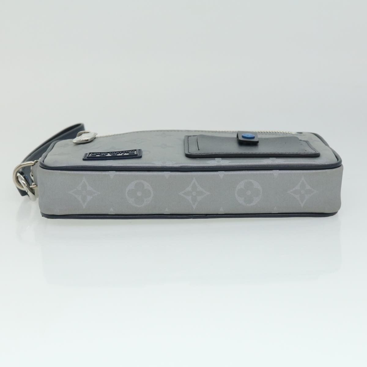 Louis Vuitton Alpha Silver Leather Clutch Bag (Pre-Owned) Size ONE SIZE - 2 Thumbnail