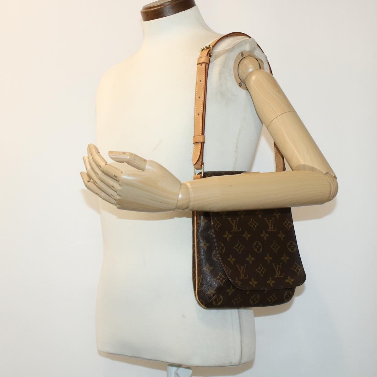 Louis Vuitton Musette Brown Canvas Shoulder Bag (Pre-Owned) Size ONE SIZE - 8 Thumbnail