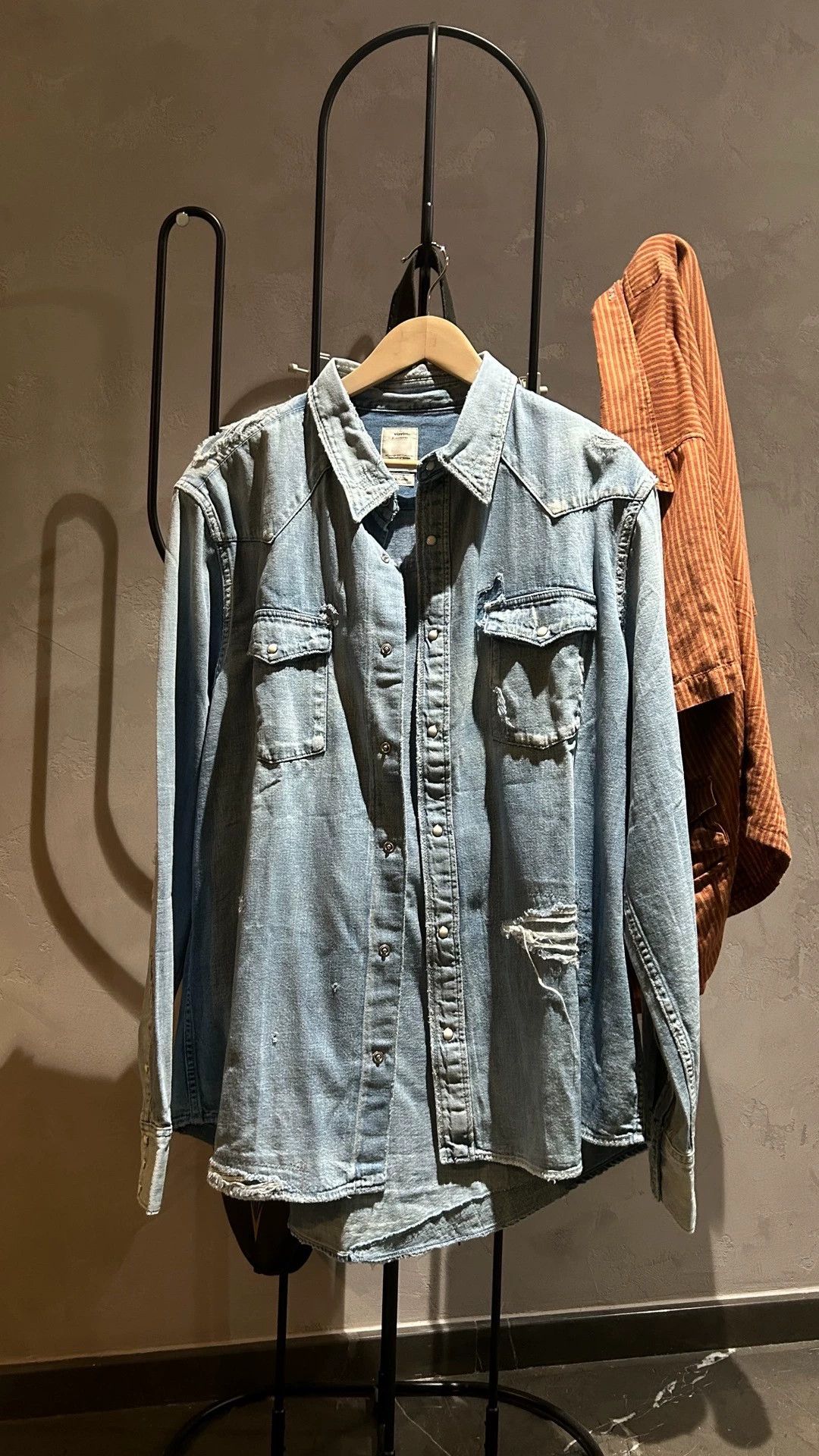 Visvim VISVIM 20SS Destruction denim shirt Size US XL / EU 56 / 4 - 2 Thumbnail