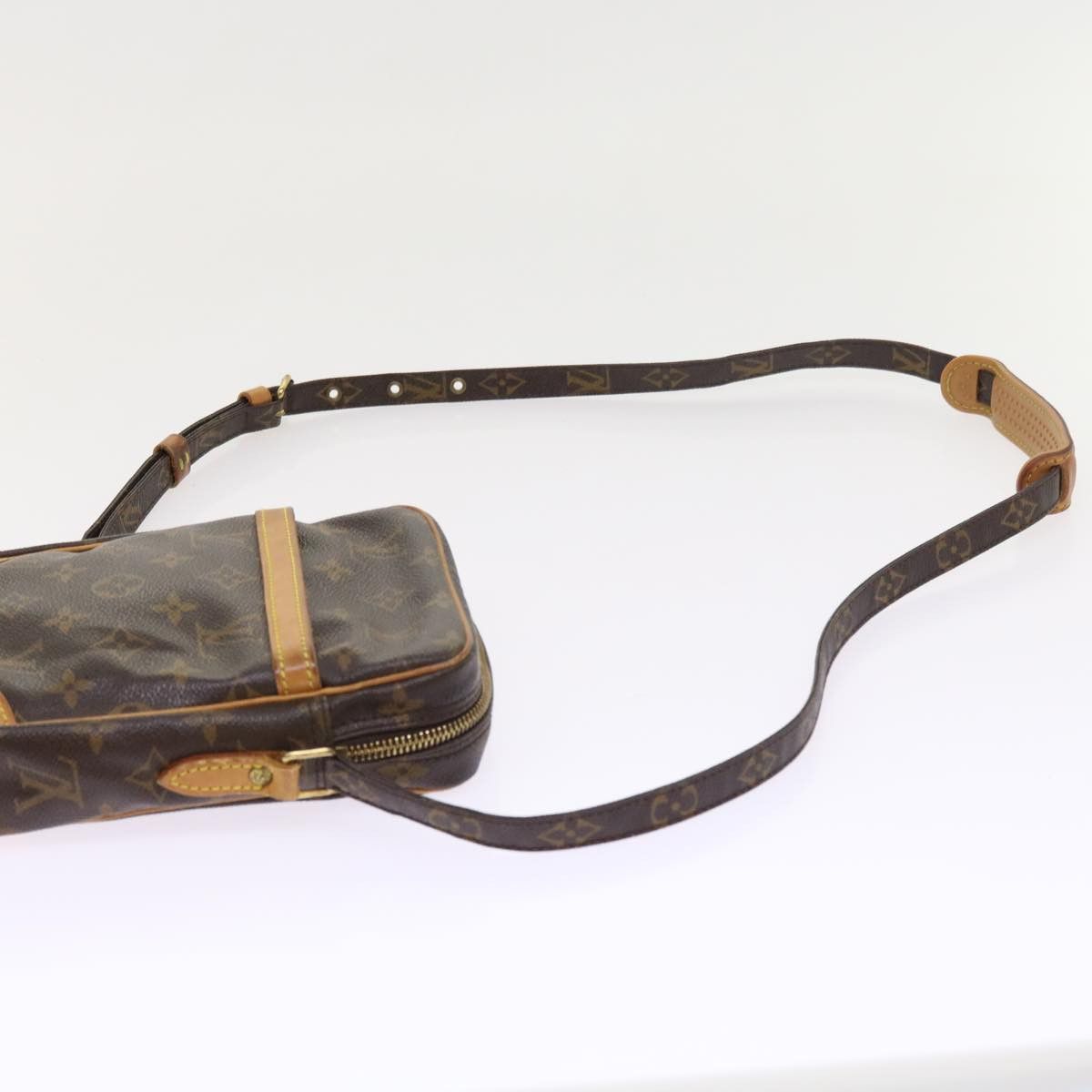 Louis Vuitton Danube Brown Canvas Shoulder Bag (Pre-Owned) Size ONE SIZE - 12 Thumbnail
