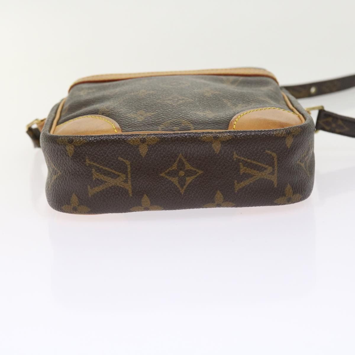 Louis Vuitton Danube Brown Canvas Shoulder Bag (Pre-Owned) Size ONE SIZE - 3 Thumbnail