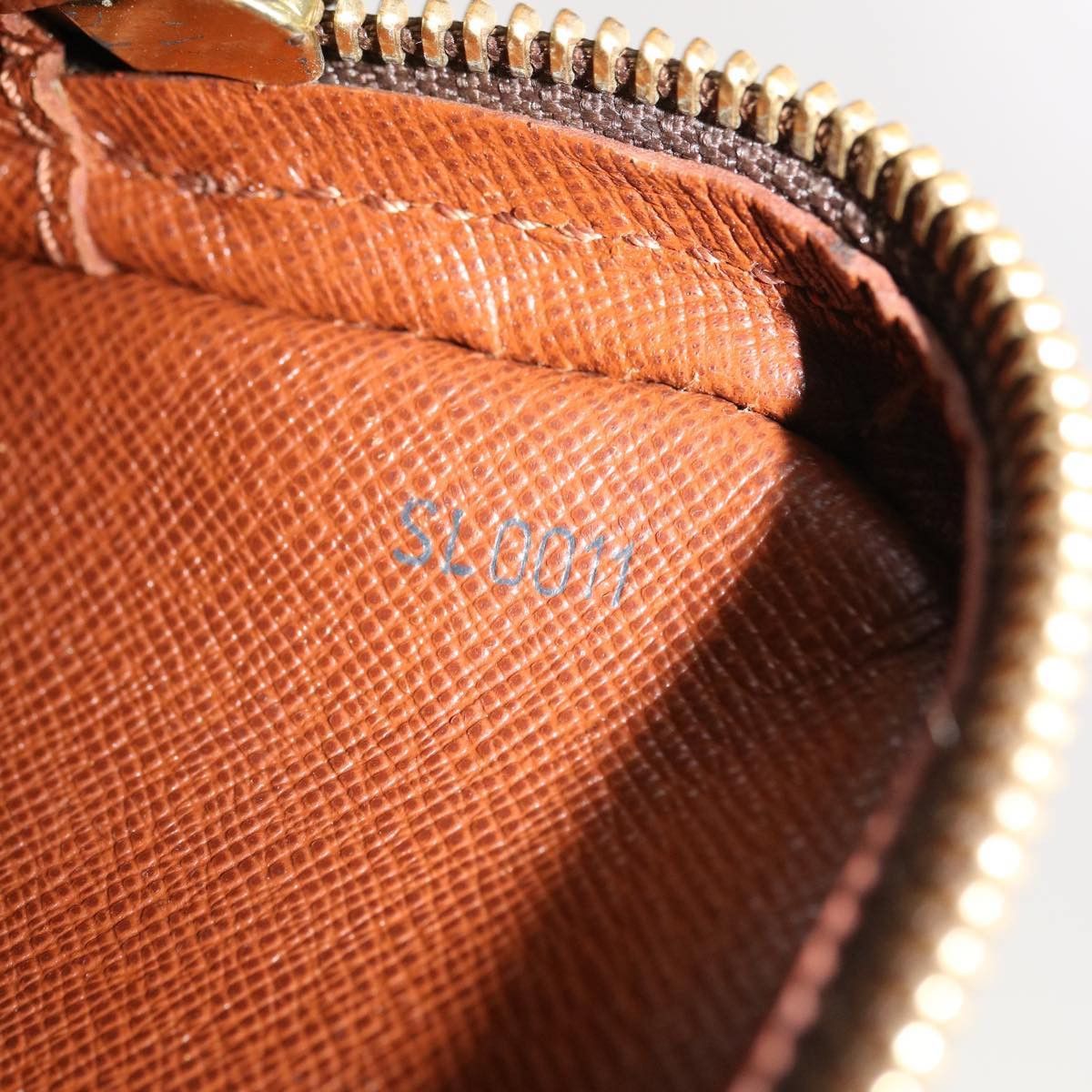 Louis Vuitton Danube Brown Canvas Shoulder Bag (Pre-Owned) Size ONE SIZE - 6 Thumbnail
