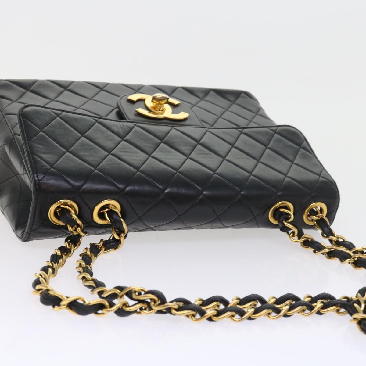 Chanel Black Leather Shoulder Bag (Pre-Owned) Size ONE SIZE - 4 Thumbnail