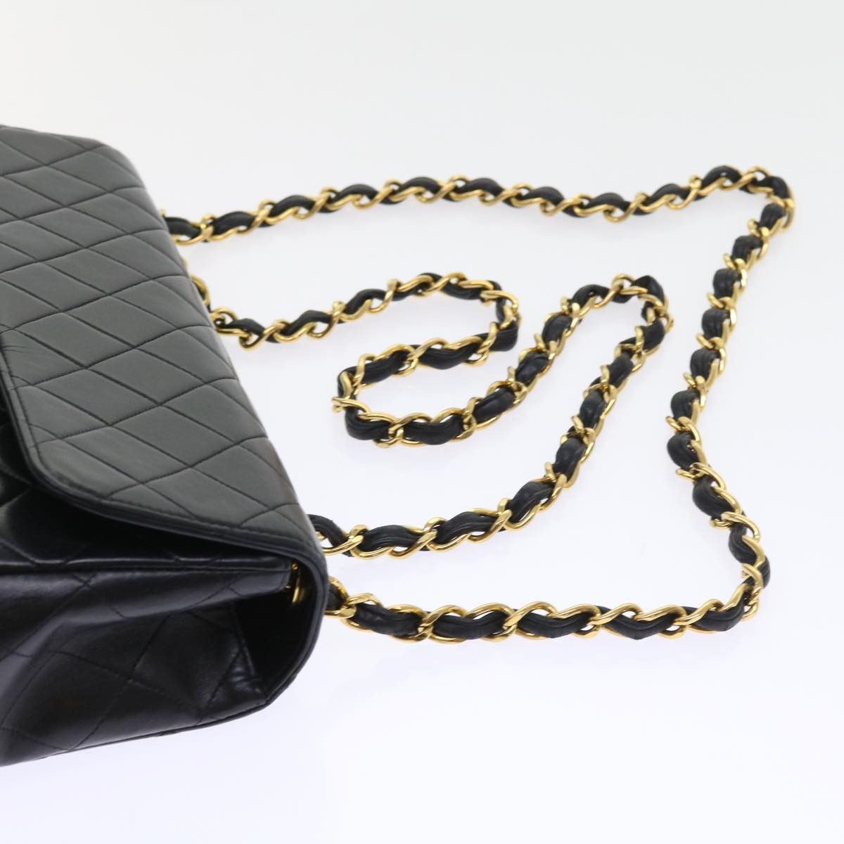 Chanel Black Leather Shoulder Bag (Pre-Owned) Size ONE SIZE - 12 Thumbnail
