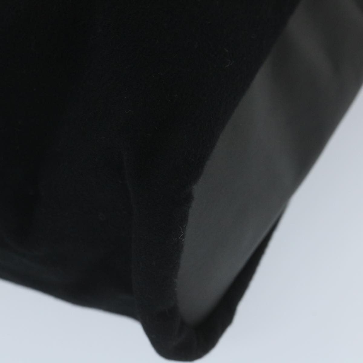 Gucci -- Black Wool Handbag (Pre-Owned) Size ONE SIZE - 12 Thumbnail