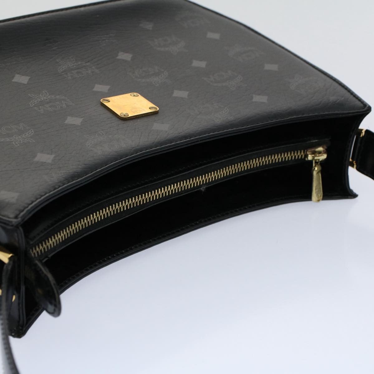 MCM Black Canvas Shoulder Bag (Pre-Owned) Size ONE SIZE - 4 Thumbnail