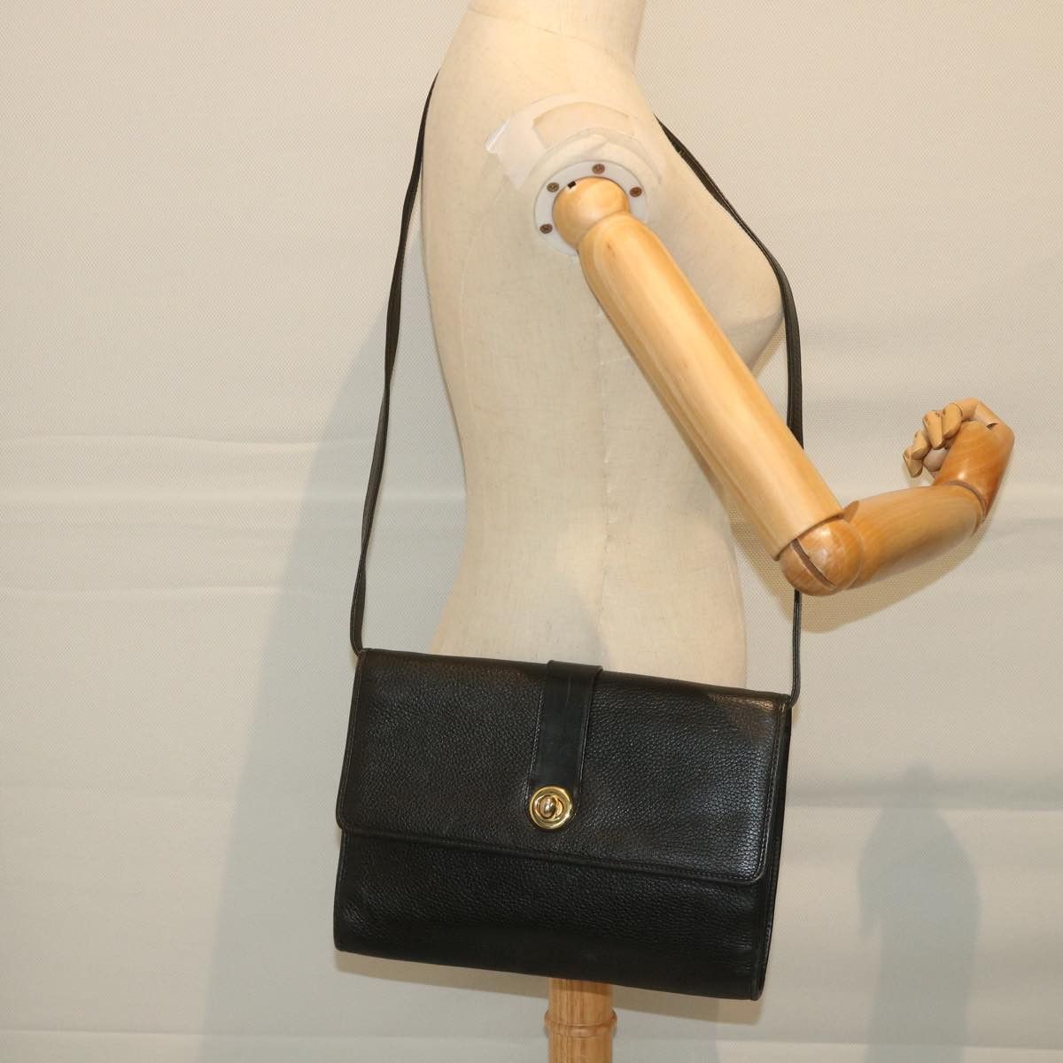 Gucci Black Leather Shoulder Bag (Pre-Owned) Size ONE SIZE - 7 Thumbnail