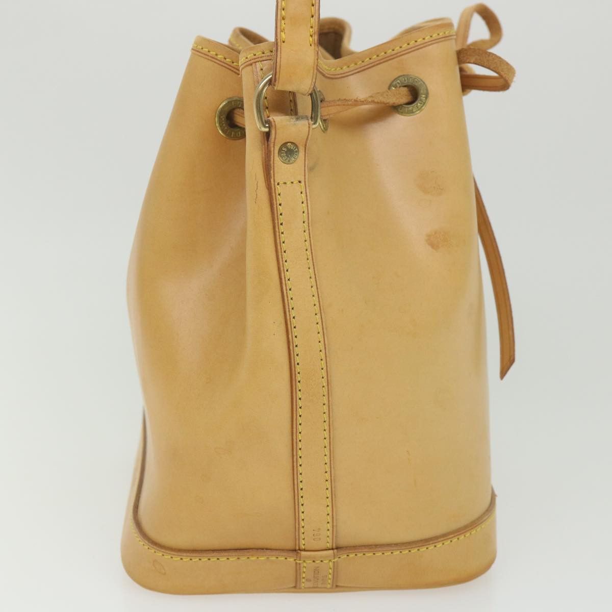 Louis Vuitton Noe Beige Leather Handbag (Pre-Owned) Size ONE SIZE - 11 Thumbnail