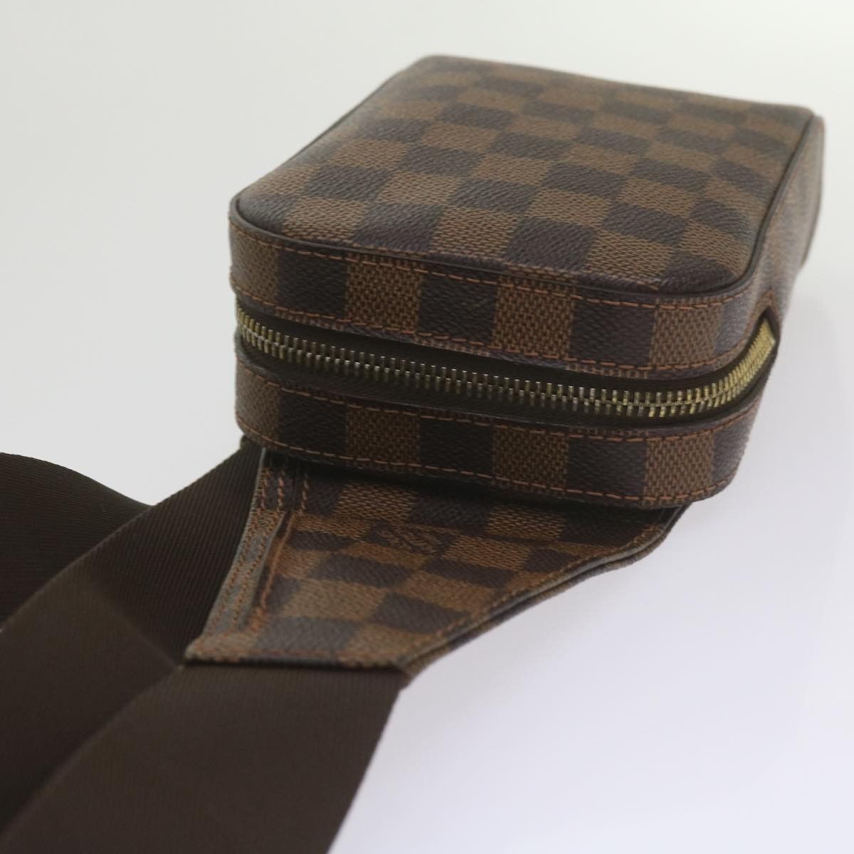 Louis Vuitton Geronimos Brown Canvas Shoulder Bag (Pre-Owned) Size ONE SIZE - 4 Thumbnail