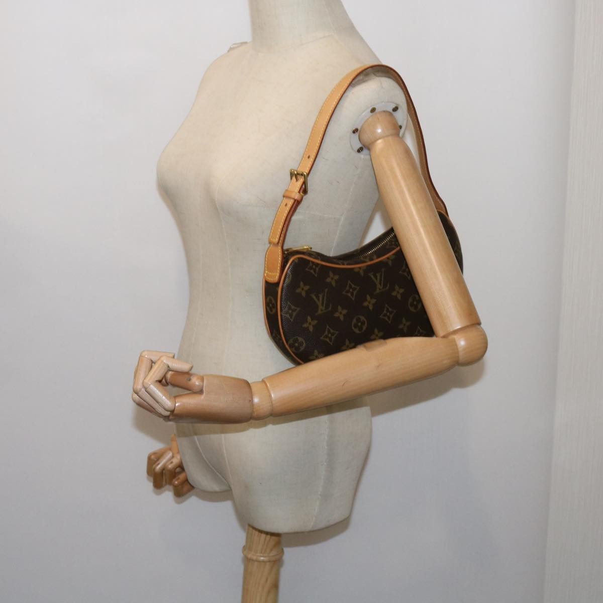 Louis Vuitton Croissant Brown Canvas Shoulder Bag (Pre-Owned) Size ONE SIZE - 7 Thumbnail