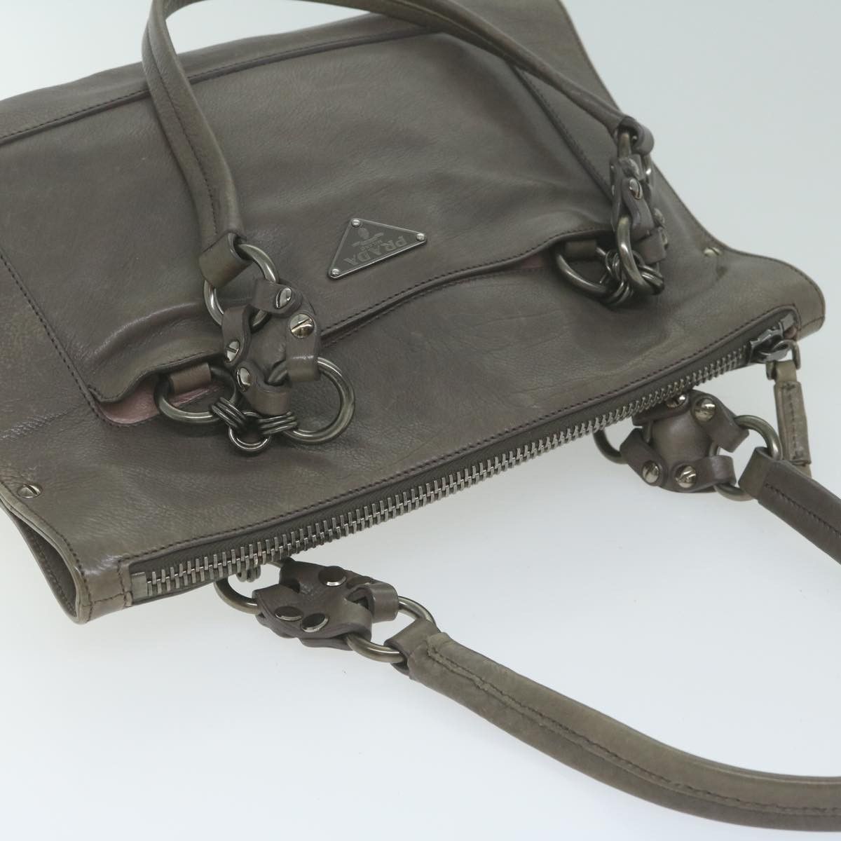 Prada Grey Leather Shoulder Bag (Pre-Owned) Size ONE SIZE - 4 Thumbnail