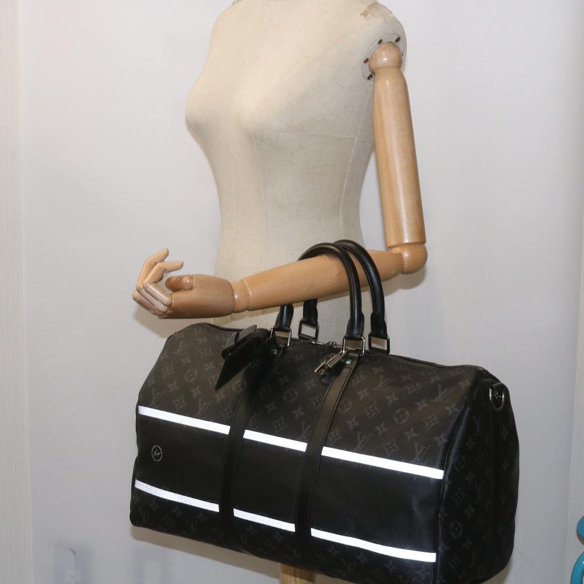 Louis Vuitton Keepall Bandouliere 45 Black Canvas Travel Bag (Pre-Owned) Size ONE SIZE - 7 Thumbnail