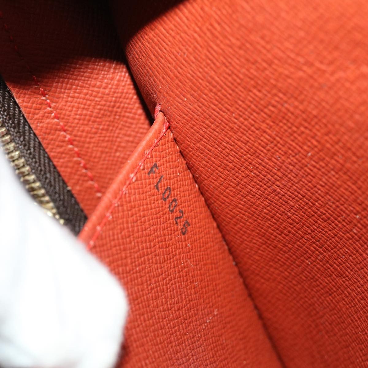 Louis Vuitton Cité Multicolour Canvas Shoulder Bag (Pre-Owned) Size ONE SIZE - 5 Thumbnail