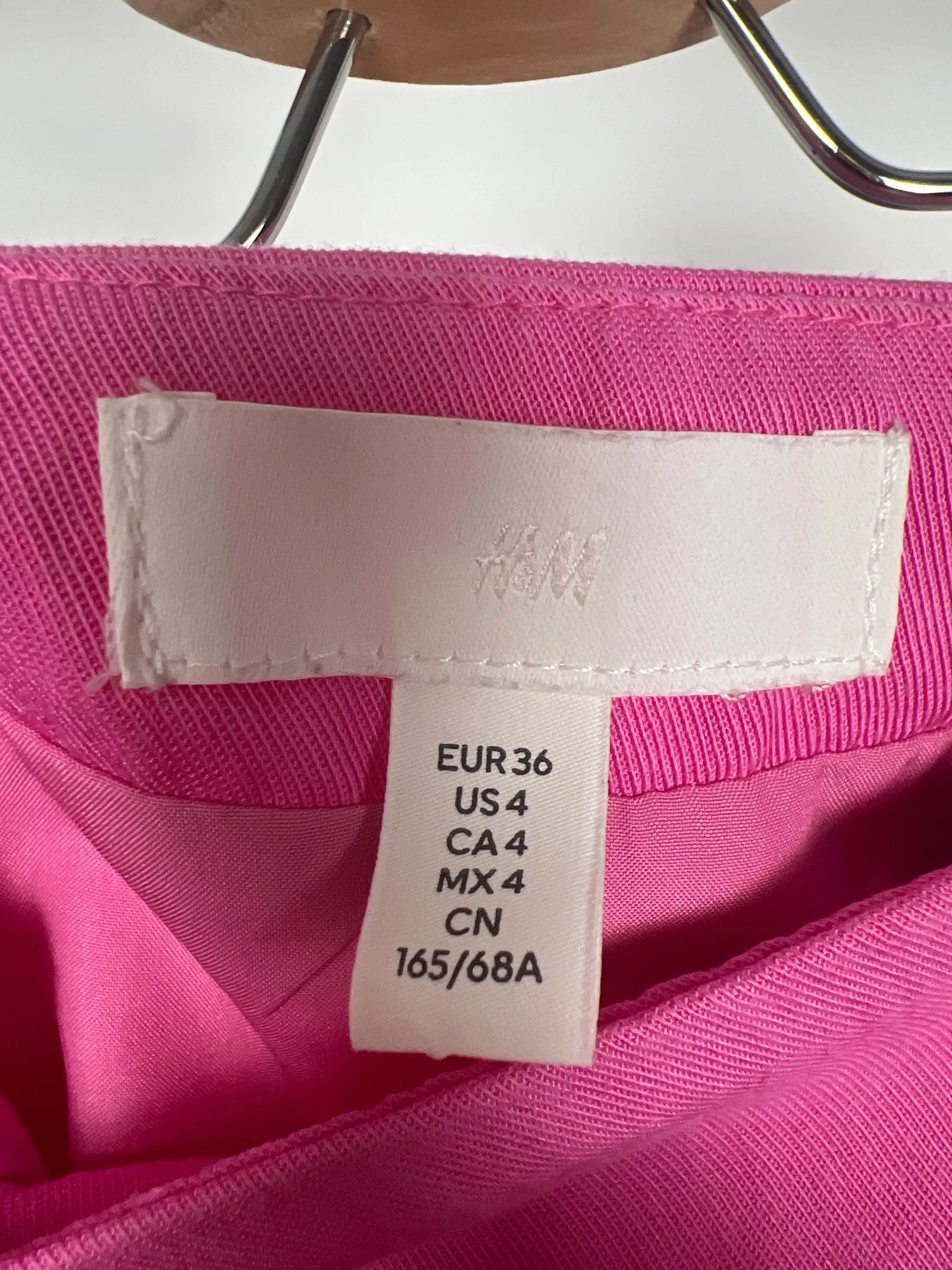H&M H&M Skirt Size 26" / US 2 / IT 38 - 3 Thumbnail