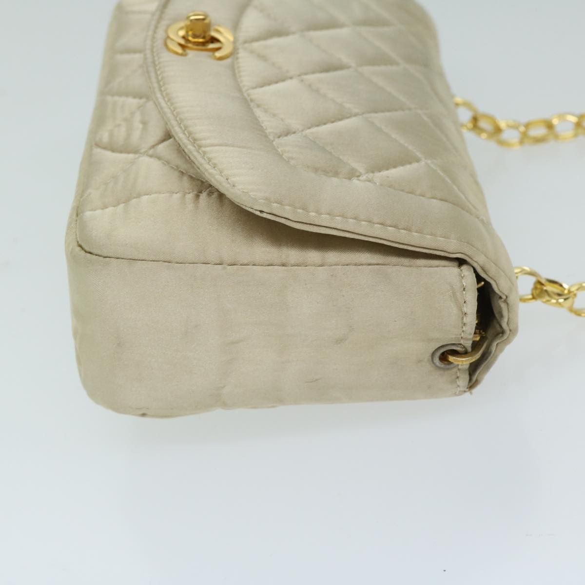 Chanel Diana Beige Silk Shoulder Bag (Pre-Owned) Size ONE SIZE - 5 Thumbnail