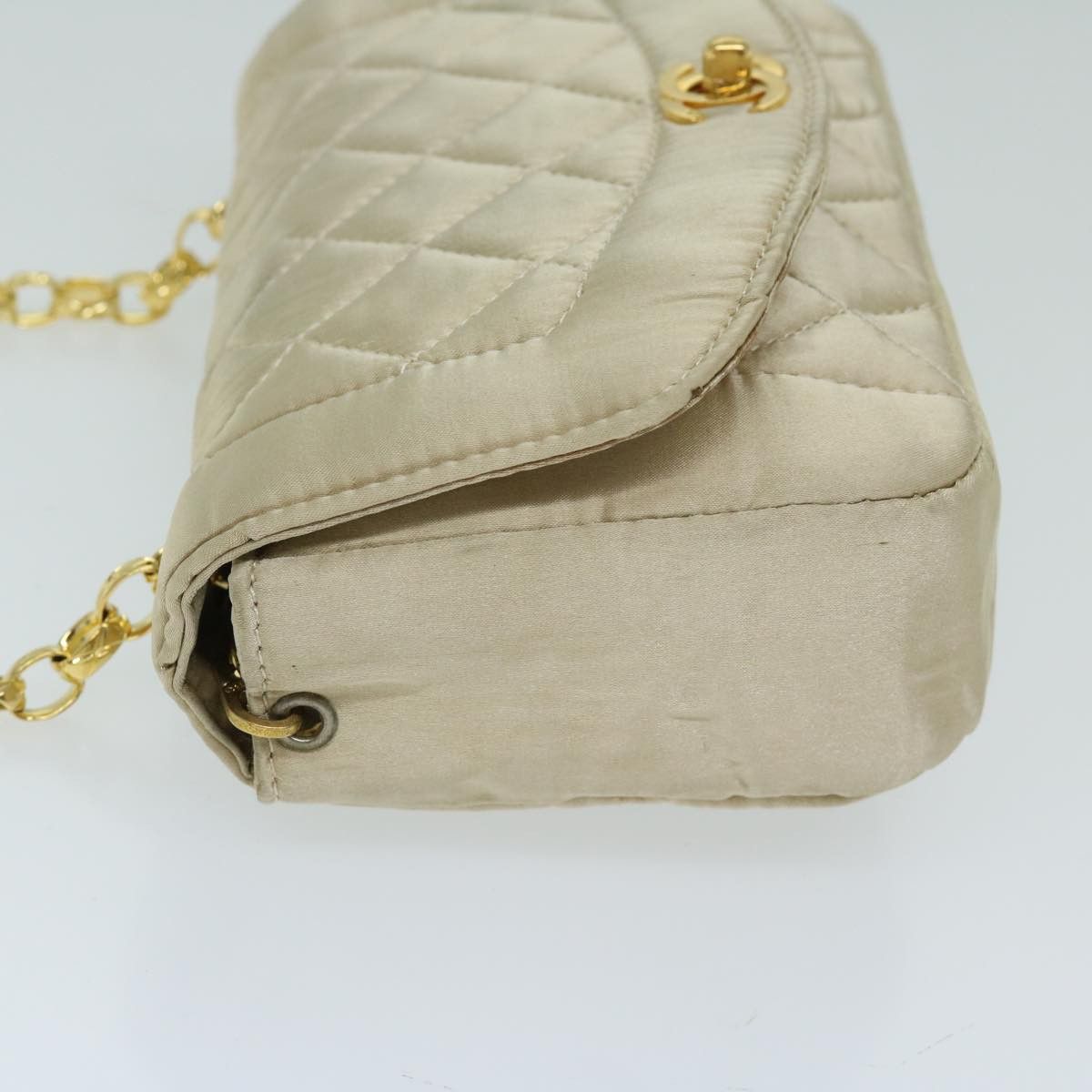 Chanel Diana Beige Silk Shoulder Bag (Pre-Owned) Size ONE SIZE - 12 Thumbnail