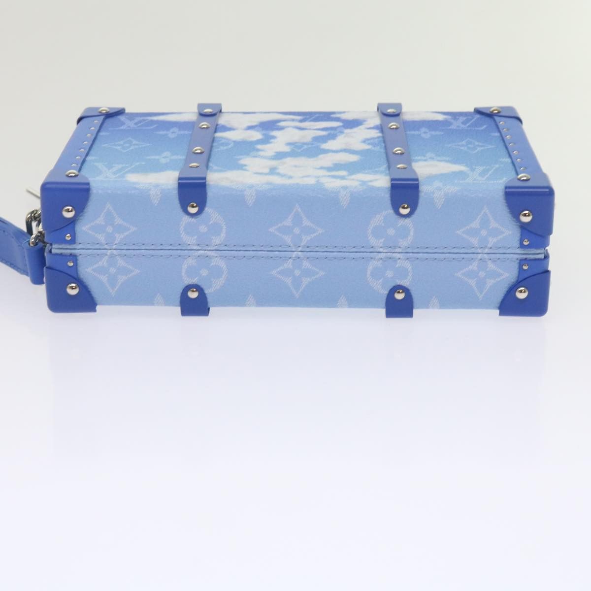 Louis Vuitton Blue Leather Clutch Bag (Pre-Owned) Size ONE SIZE - 3 Thumbnail