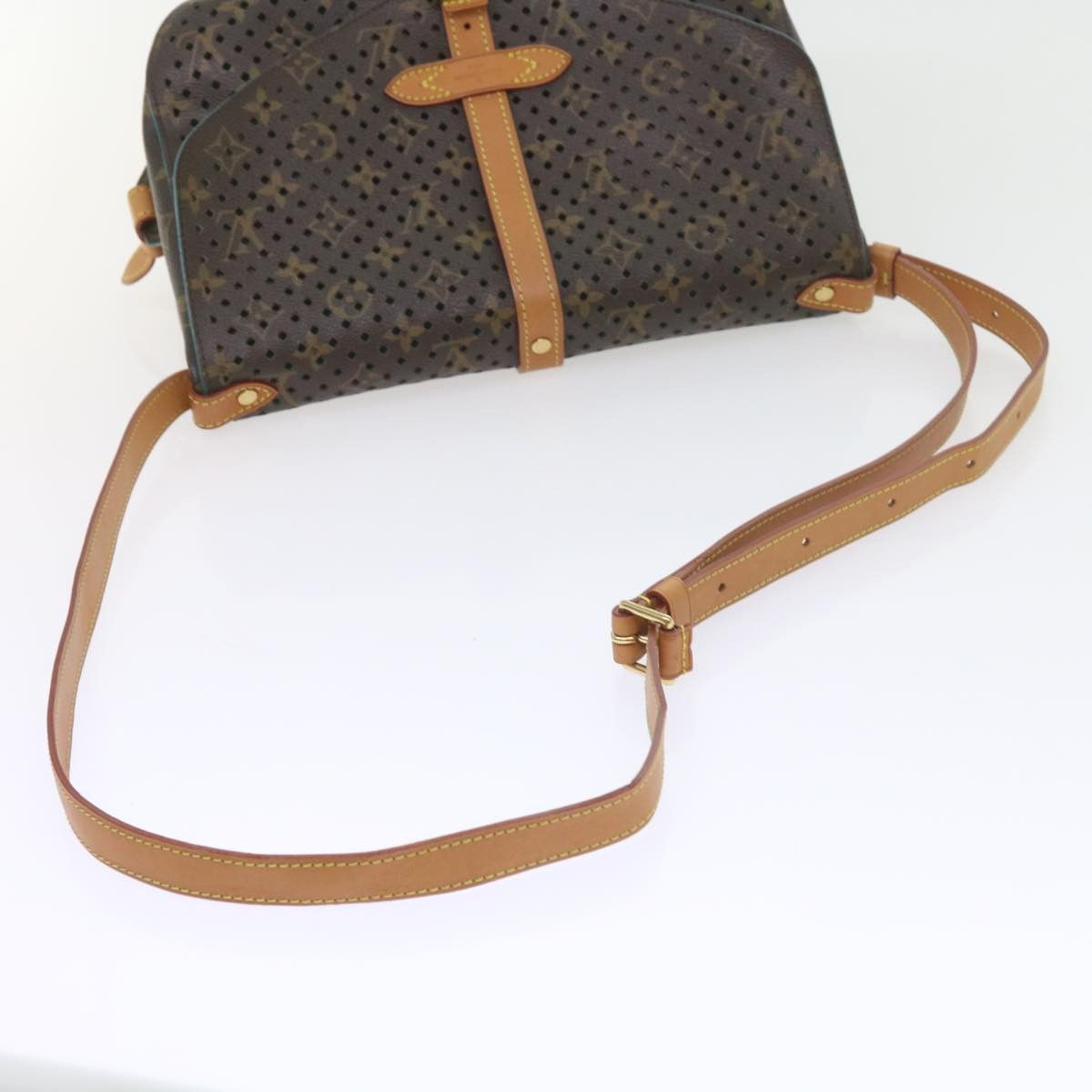 Louis Vuitton Saumur Brown Canvas Shoulder Bag (Pre-Owned) Size ONE SIZE - 4 Thumbnail