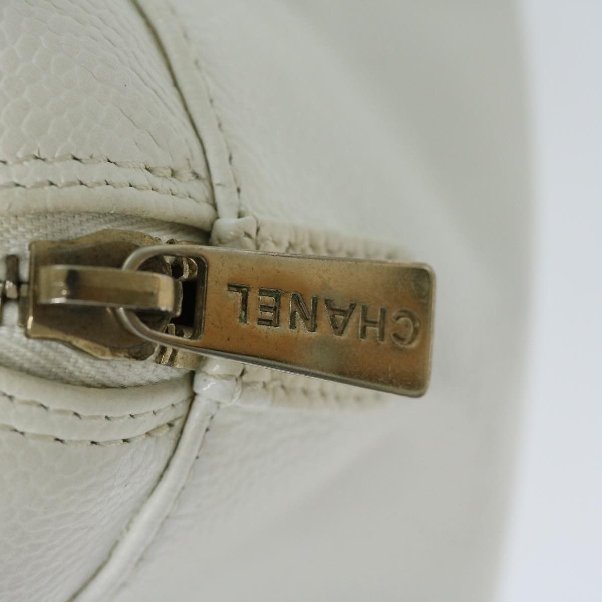 Chanel Shopping White Leather Shoulder Bag (Pre-Owned) Size ONE SIZE - 7 Thumbnail