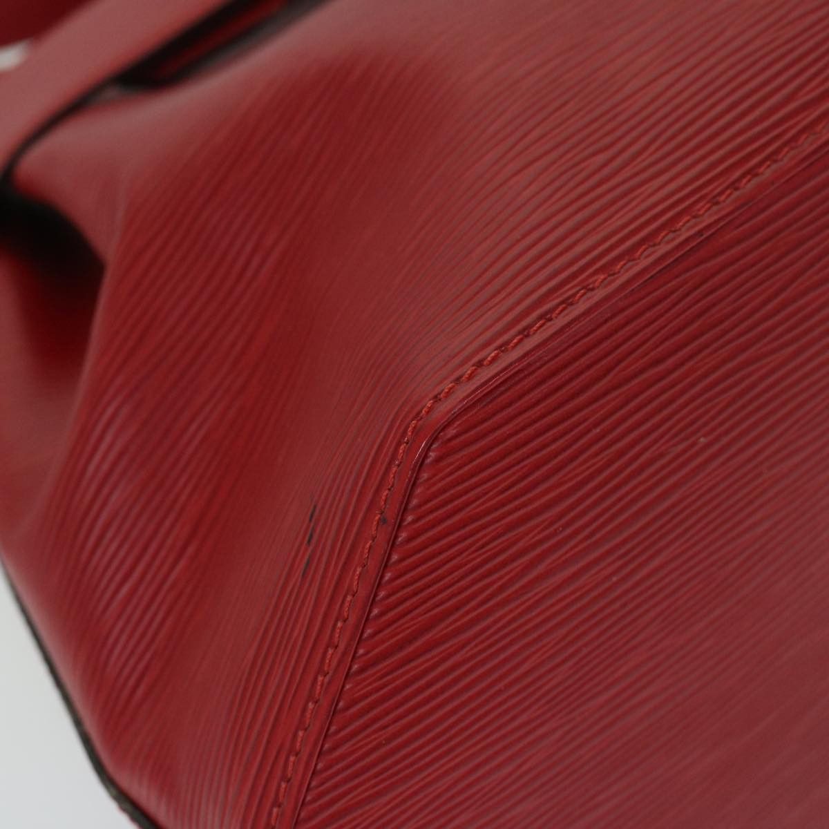 Louis Vuitton Sac D'épaule Red Leather Shoulder Bag (Pre-Owned) Size ONE SIZE - 8 Thumbnail