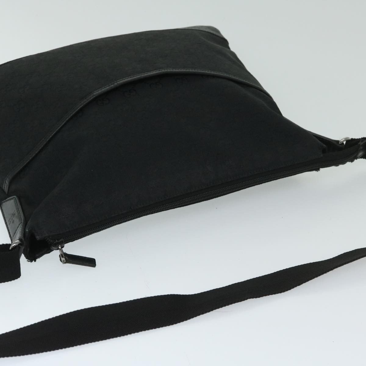 Gucci Gg Canvas Black Canvas Shoulder Bag (Pre-Owned) Size ONE SIZE - 12 Thumbnail