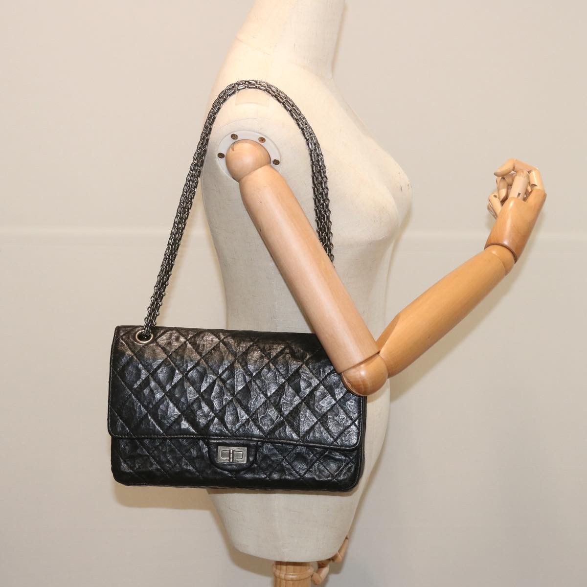 Chanel Timeless Black Leather Shoulder Bag (Pre-Owned) Size ONE SIZE - 6 Thumbnail