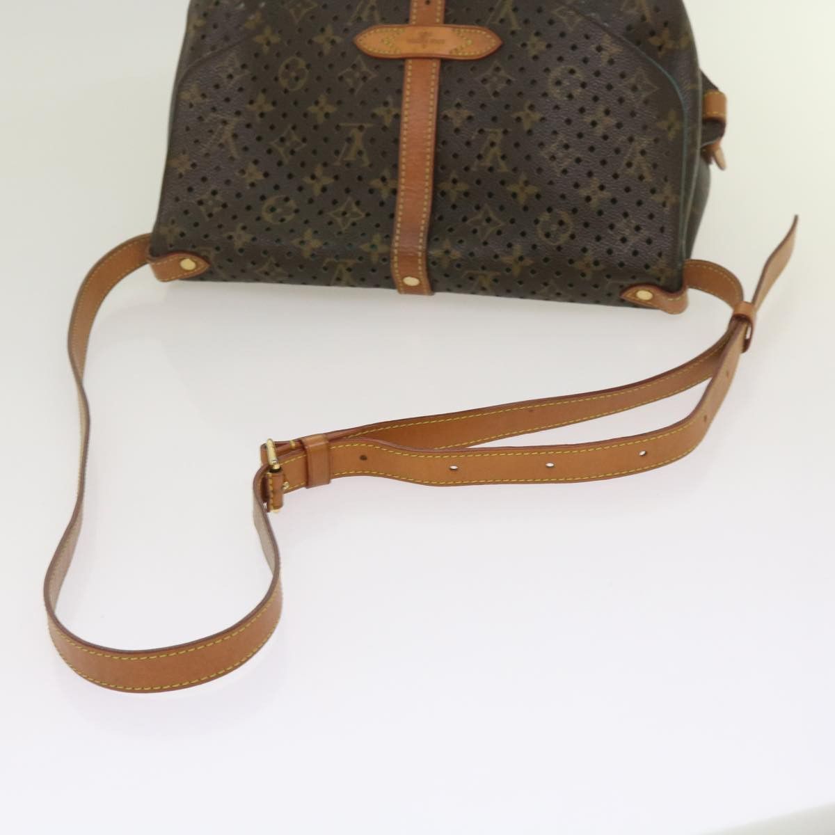 Louis Vuitton Brown Canvas Shoulder Bag (Pre-Owned) Size ONE SIZE - 4 Thumbnail