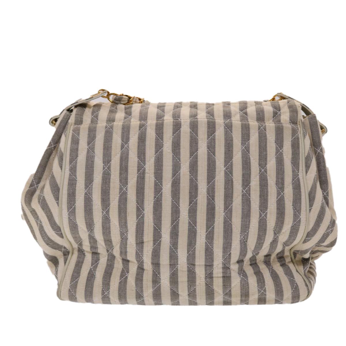Chanel Matelassé White Canvas Shoulder Bag (Pre-Owned) Size ONE SIZE - 2 Thumbnail