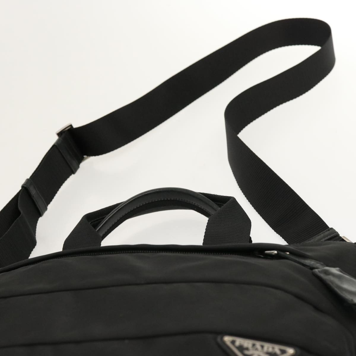 Tessuto Black Synthetic Handbag (Pre-Owned)