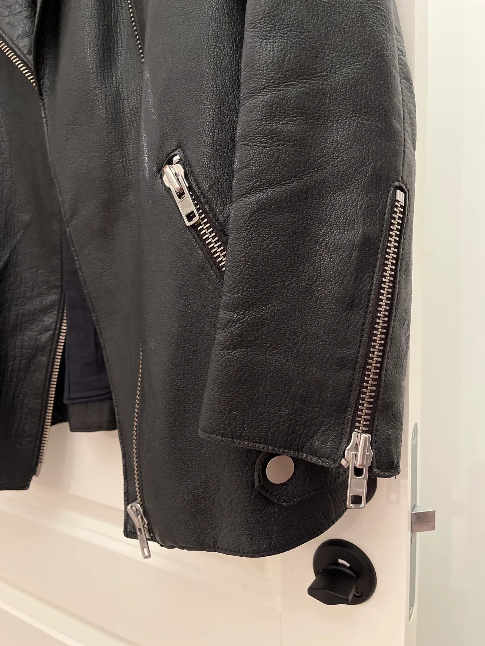 H&M H&M Leather Jacket Size XS / US 0-2 / IT 36-38 - 5 Thumbnail